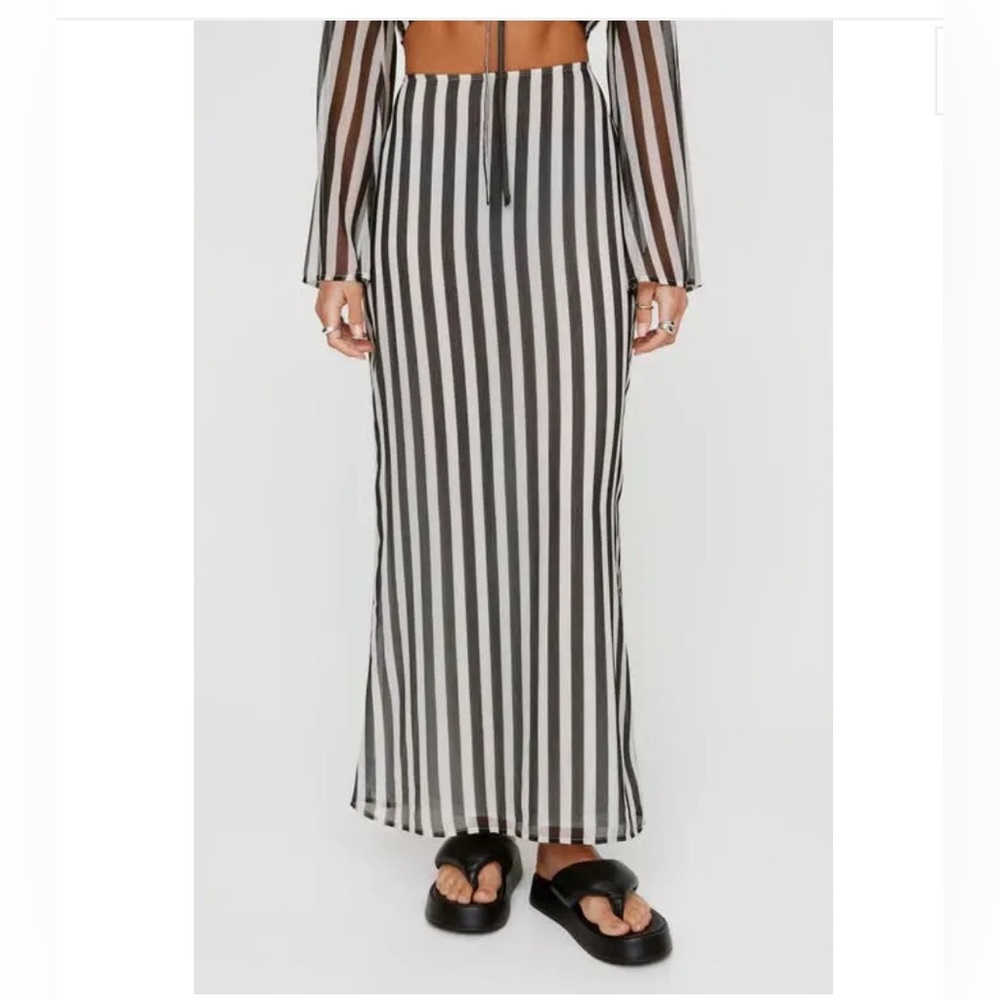 NWT- NASTY GAL Stripe Maxi Skirt, size 4